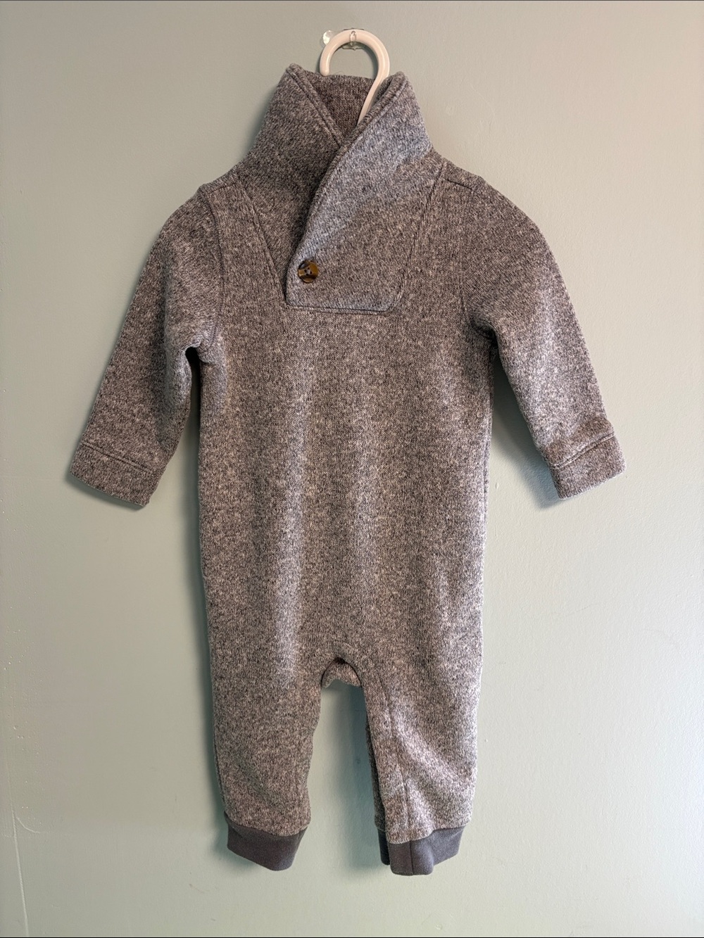 Old Navy Grey Cozy Pullover One Piece Sweater Romper, Baby Boy Size 6-12months